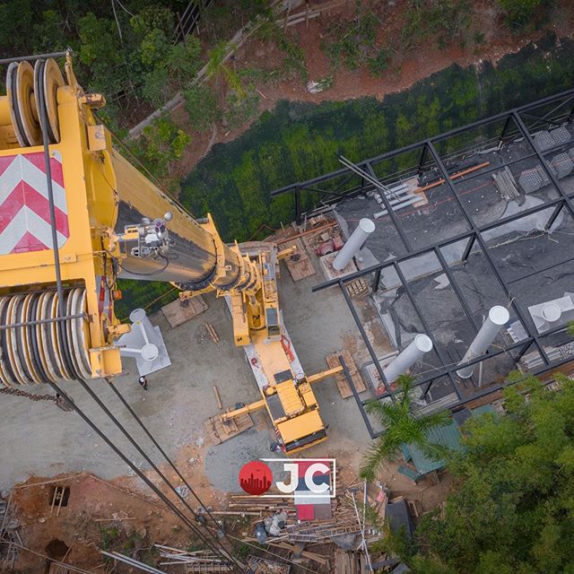 Montagem da roda gigante de Balneário Camboriú já começou