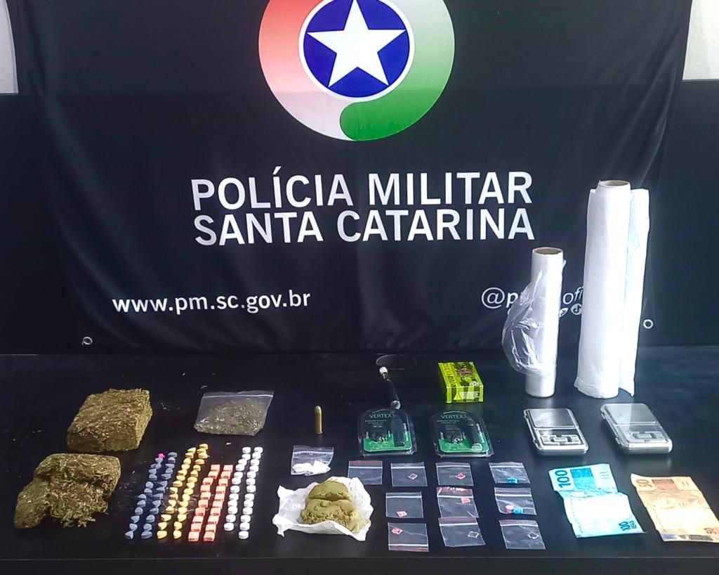 Traficante é preso ecstasy maconha haxixe e cocaína em Balneário