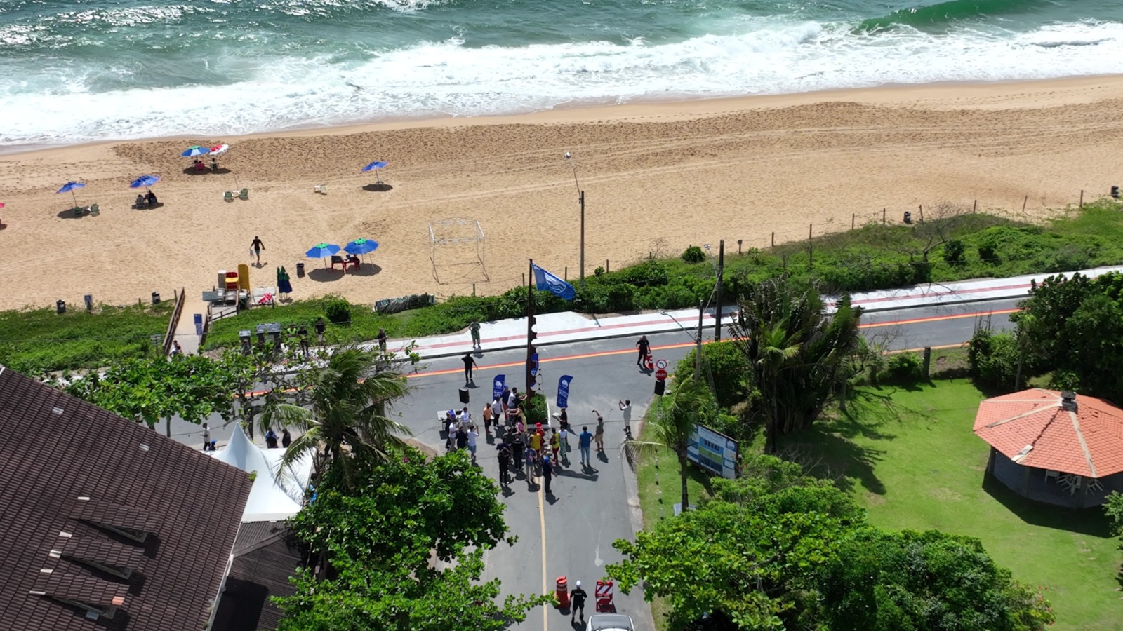 Balne Rio Cambori Ter Bandeira Azul Em Tr S Praias Na Temporada